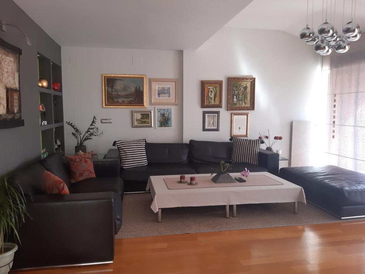 Apartments In Villa Azra Rijeka Buitenkant foto