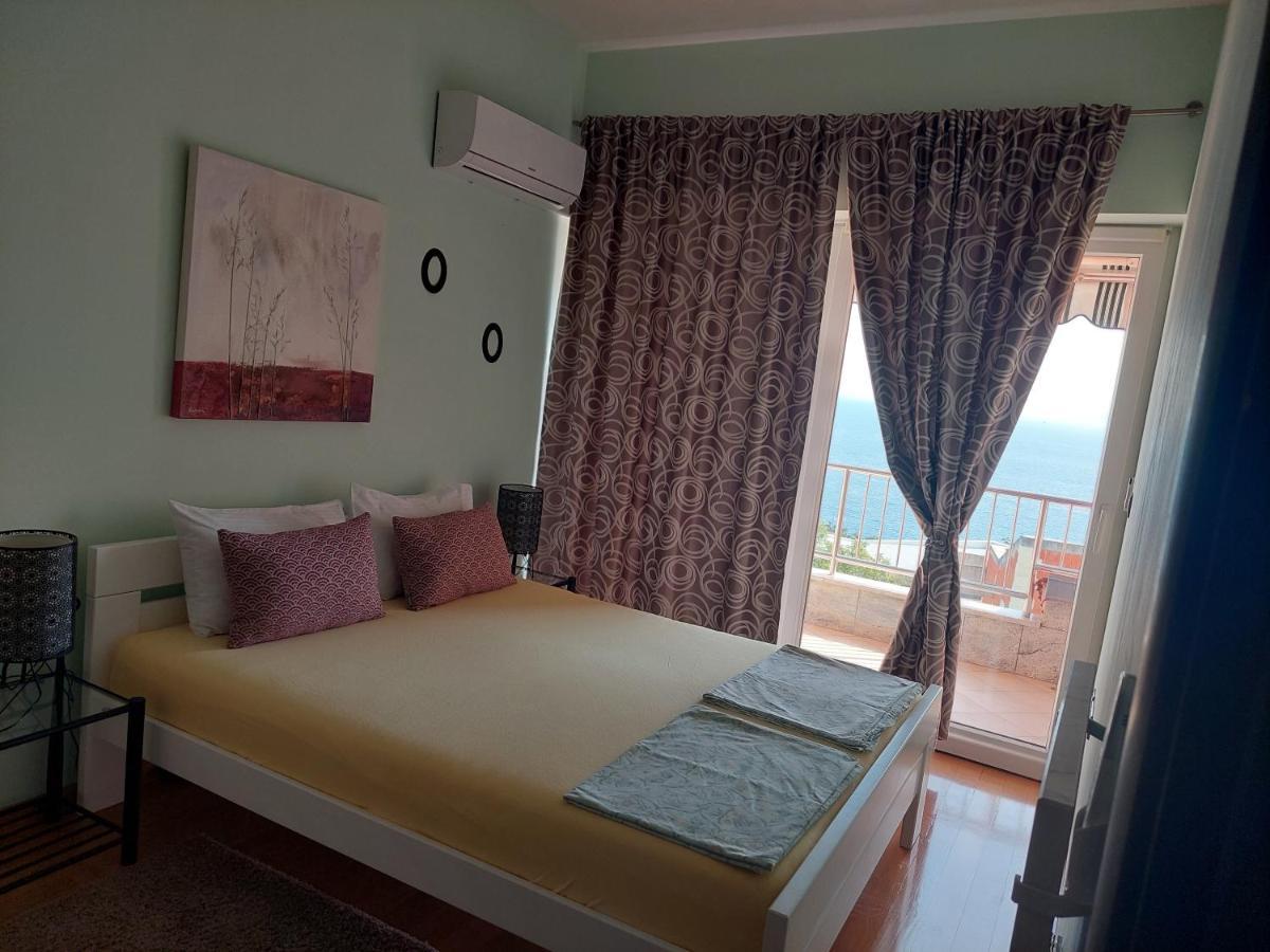 Apartments In Villa Azra Rijeka Buitenkant foto