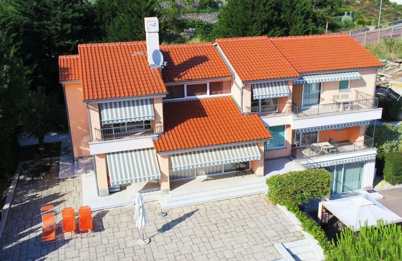 Apartments In Villa Azra Rijeka Buitenkant foto