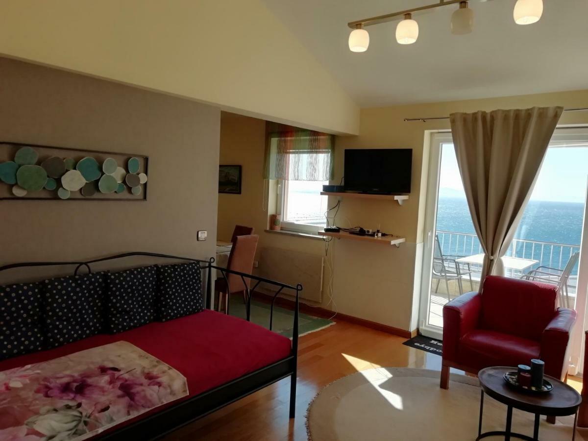 Apartments In Villa Azra Rijeka Buitenkant foto