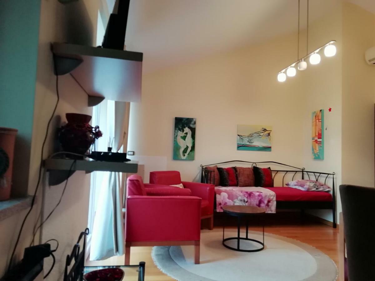 Apartments In Villa Azra Rijeka Buitenkant foto