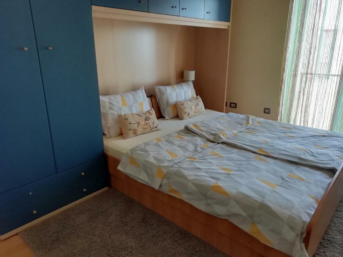 Apartments In Villa Azra Rijeka Buitenkant foto
